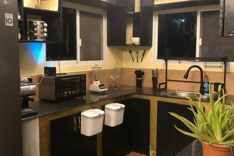 Private kitchen 2, Villa Tranquilita. Your home away from home., Moalboal