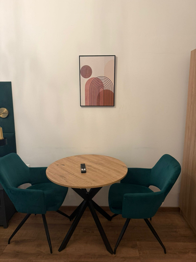 Room 5, Stylish 1BR Apartment City Center, Wien
