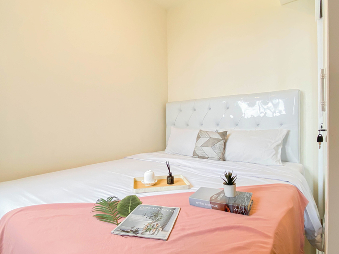Room 2, Simple And Bright 3Br At Meikarta Apartment, Cikarang