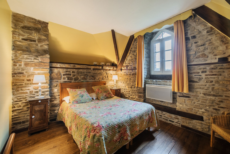 Room 5, Holiday Home Château de Boucéel Mont Saint Michel, Manche