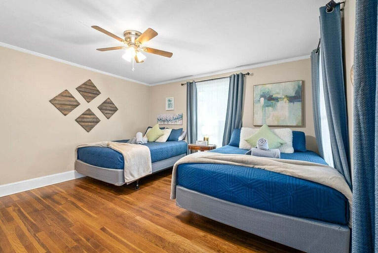Room 2, Madison Terrace, Montgomery