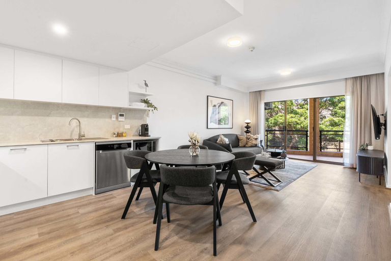 Room 5, Camperdown Cozy Corner 7, Sydney
