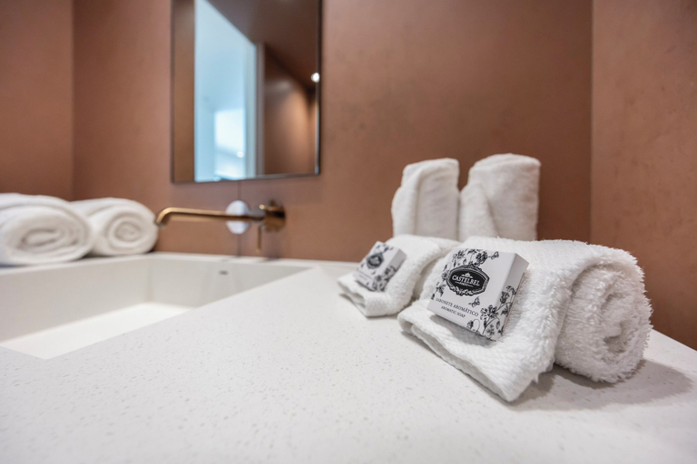 Bathroom 5, The Editory Residence Lagos, Lagos