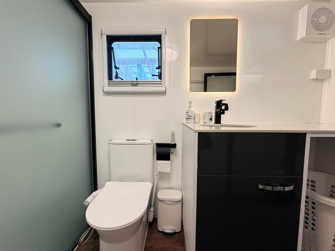 Bathroom 3, Top Hill House, Whangarei