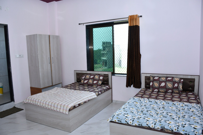 Room 2, Hotel Khatushyamji, Sikar