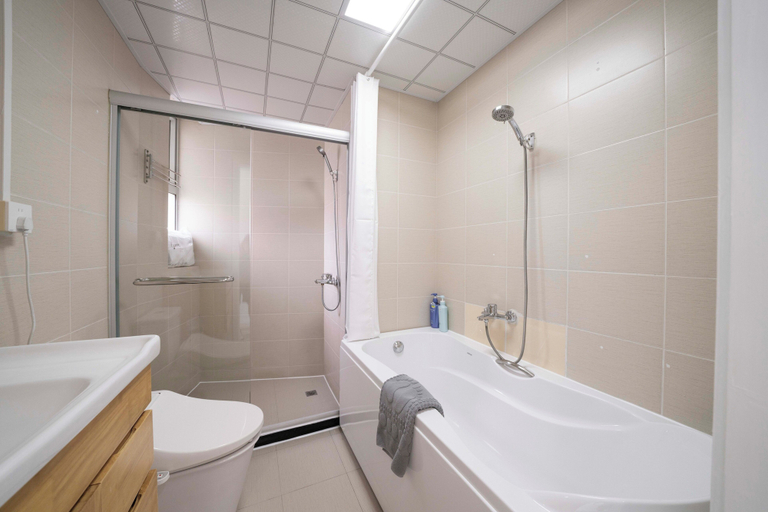 Bathroom 5, Tyms Luxury 4BR 2BA APT Garden, Shanghai