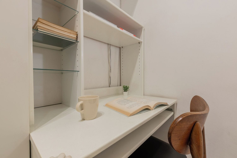 Room 2, Adriano Apartment by Wonderful Italy, Torino