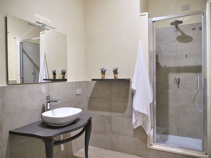Bathroom 5, Modern Apartment in Agliana With Shared Garden, Pistoia