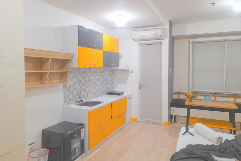Living area 3, Studio Apartment Near Unpar At Parahyangan Residence, Bandung