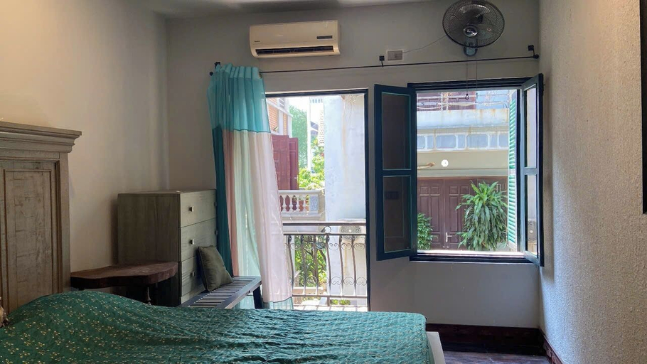 Balcony, Phuong Maison d'Art, Ba Đình
