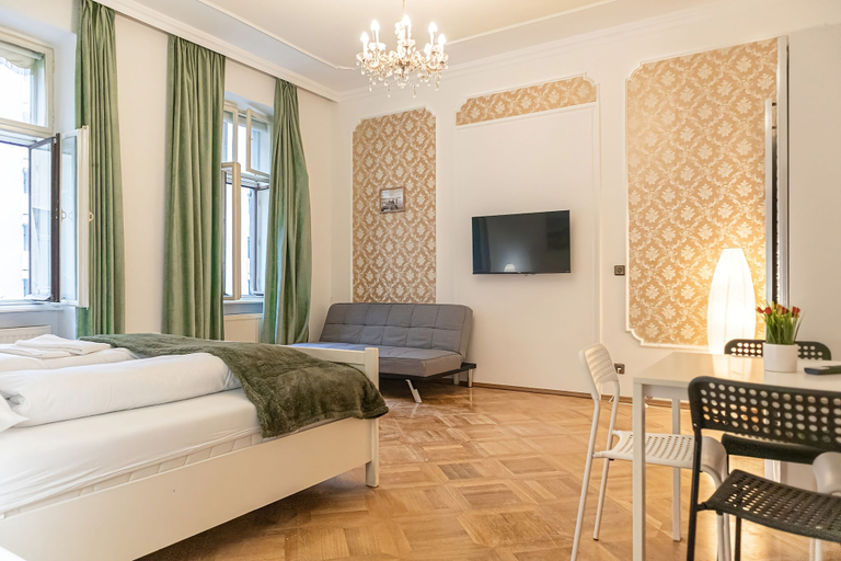 Room 4, Spacious 4BR Apt Long Stay Friendly, Wien