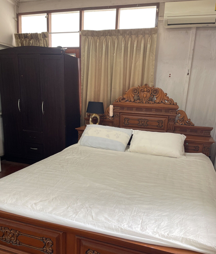 Bedroom, Home rama4 near bts thong lor, Khlong Toey