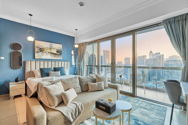 Room 5, bnbme | 8 Boulevard Walk | Studio, Dubai