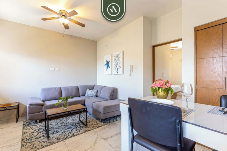 Living area 3, Centric 1BR Condo in Downtown Cabo - Rooftop Pool, La Paz