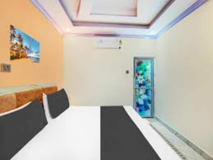 Room 2, Raj Palace Guest House, Patna