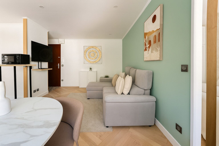 Living area 3, Appartement charmant au coeur du 16eme, Hauts-de-Seine