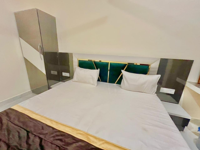 Room 4, Hotel Basant Orchha, Tikamgarh