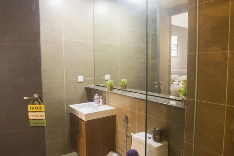 Bathroom 3, Grand Medini Cozy Studio 5pax, Johor Bahru