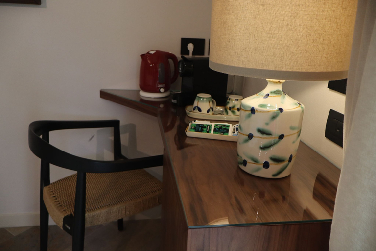 Room 3, Radici by Miky, La Spezia