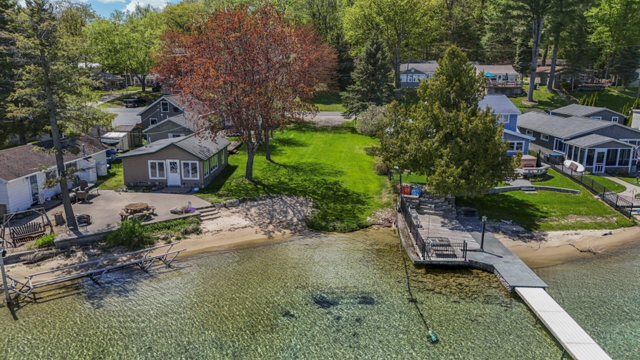 Exterior 2, Beautiful Torch Lake House With Beach Access 2 Bedroom Home, Antrim