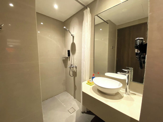 Bathroom 3, MCollection - Stay Near Private Beach in Boracay, Malay