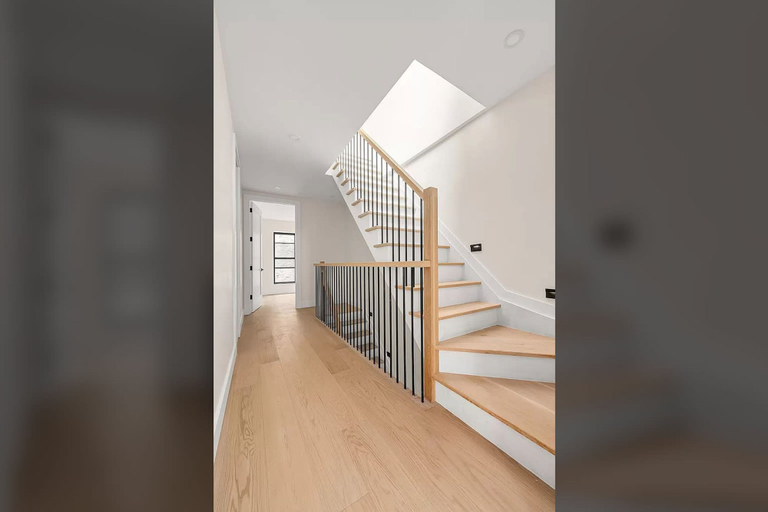 Room 2, Harlington by Rove Travel Private Backyard Roof, New York