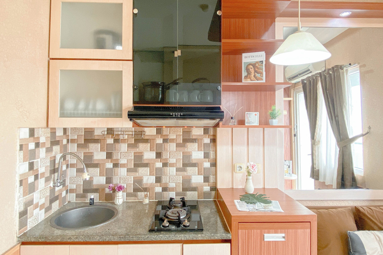 Private kitchen 4, Simple Style 2Br At Green Pramuka City Apartment, Jakarta Pusat