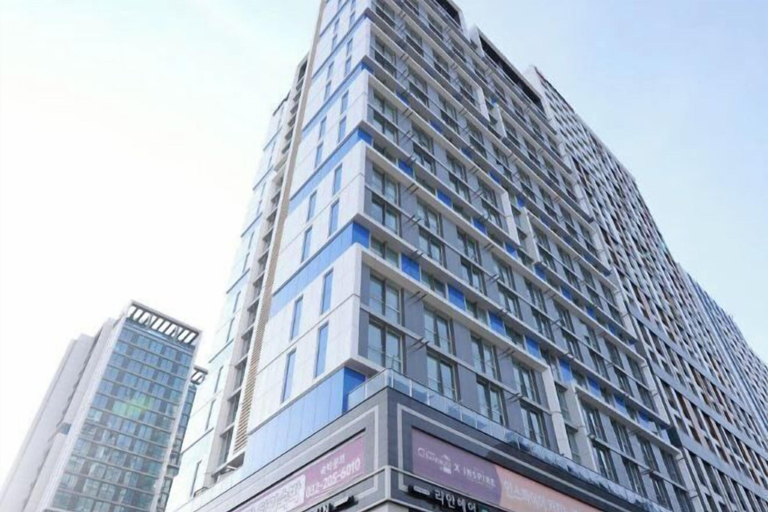 Exterior & Views 2, Well Stay Hotel, Jung
