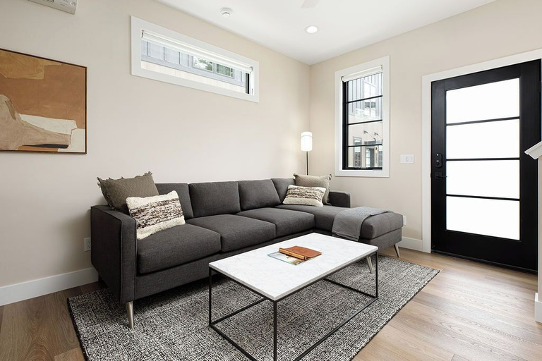 Living room 3, Hamilton Place, Grand Traverse