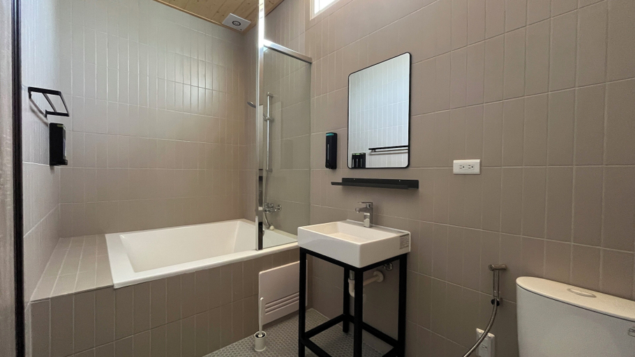 Bathroom 3, KUMOYOKU B&B, Taichung