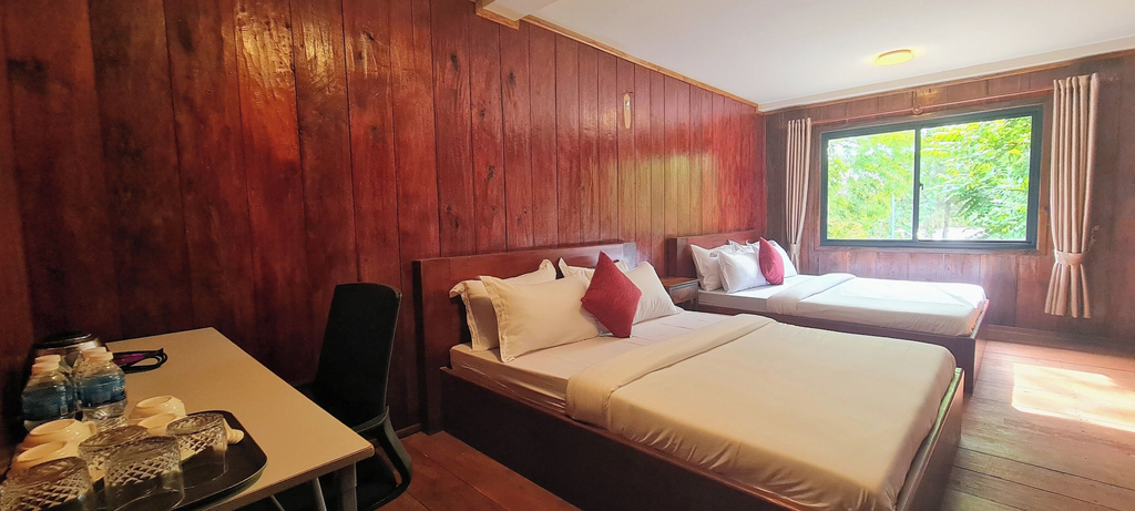 Room 5, Sun&Roots Lodge Restaurant and Bar, Kampot