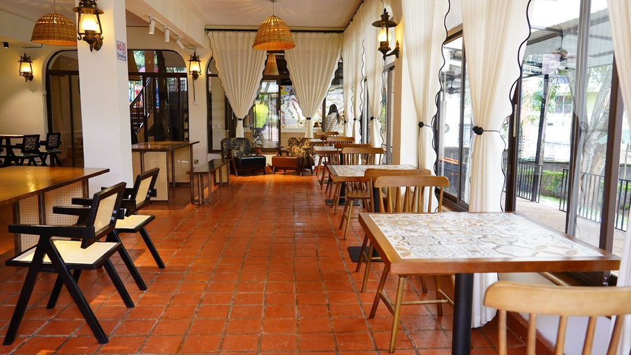 Interior 5, ZZZ Hostel & Restaurant, Dagoretti North
