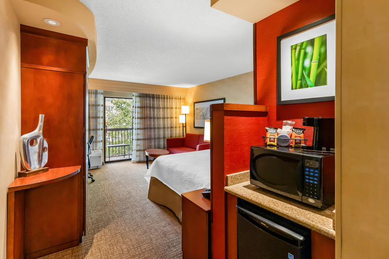 Bedroom 2, Sonesta Essential Junction City, Geary
