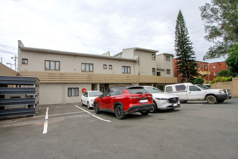 Parking, PLM Lodge, eThekwini