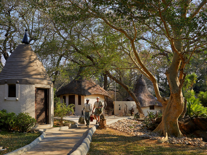 Exterior 3, Toro River by Newmark, Mopani