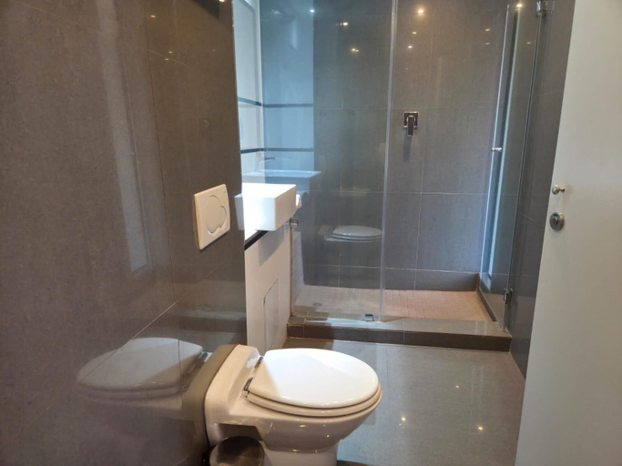Bathroom 3, Kathu Hotel, John Taolo Gaetsewe