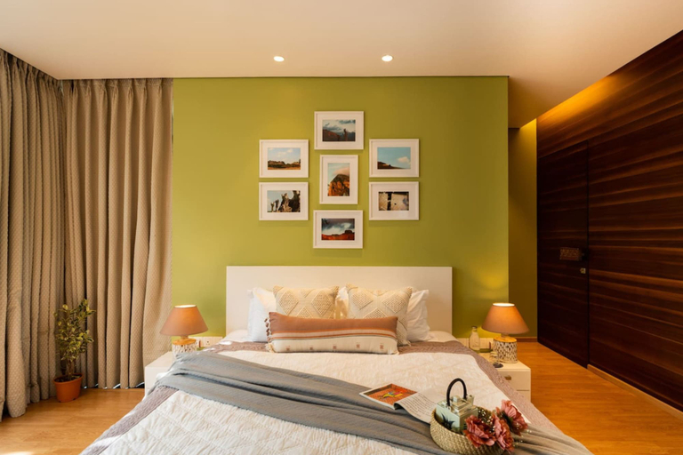 Room 4, 4bhk w Pool 10 min to Baga Beach Villa Dahlia, North Goa