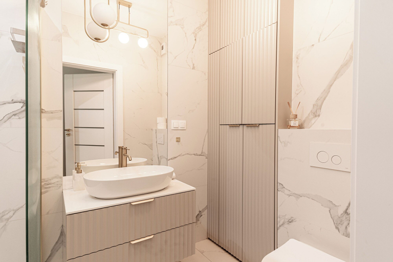 Bathroom 4, Doki 1555 by Grand Apartments, Gdańsk City