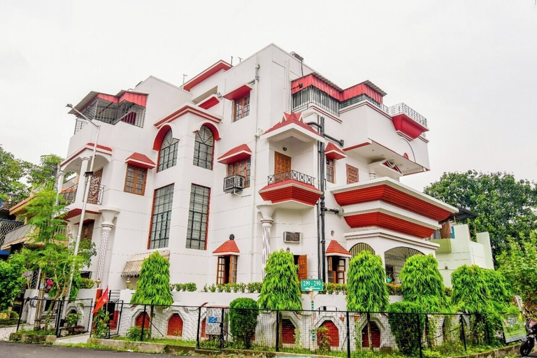 Front of property 4, Captain's home stay, North 24 Parganas