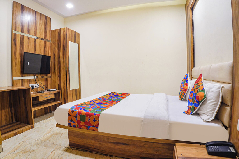 Room 4, Fabhotel Shri Vilas, Bhopal