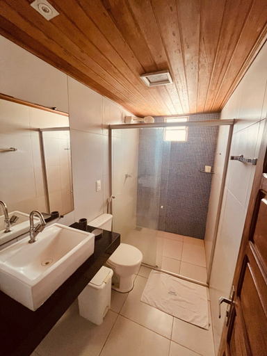 Bathroom 3, Beijo Mar Beach Club, Tibau