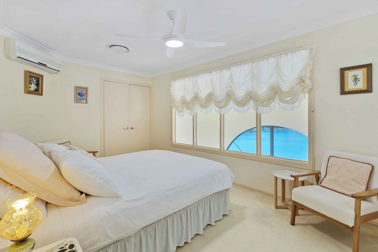 Room 4, Villa Maria 4BRM Home, Gold Coast