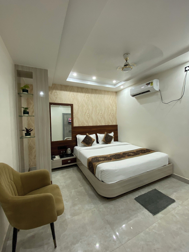 Room 4, Hotel Manor Ganges, Varanasi