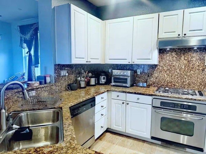 Private kitchen, Spacious & Cozy Home 3BD 2BA Near SF, San Mateo