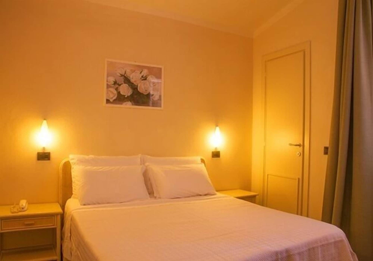 Bedroom 4, Hotel Danila, Livorno