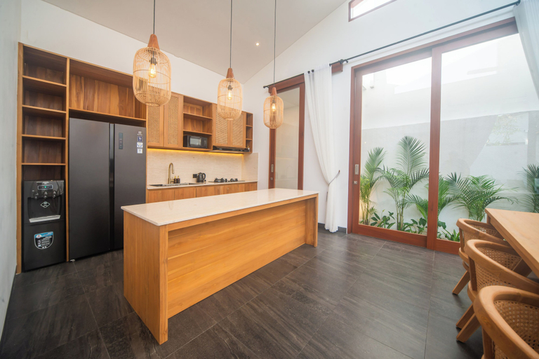 Private kitchen 3, 3BedRoom Lucky Lotus Villa Private Pool, Denpasar