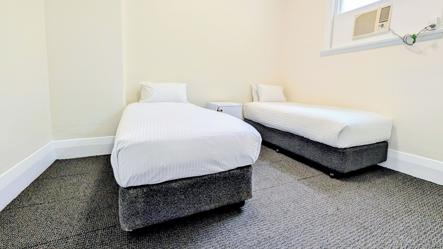 Bedroom 2, AMBASSADORS HOTEL ADELAIDE, Adelaide