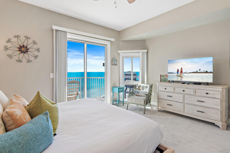 Bedroom 4, Empress 1101- Sea Forever, Walton
