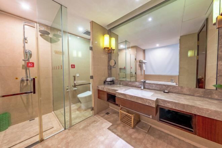 Bathroom 3, Luling Hotel, Ji'an