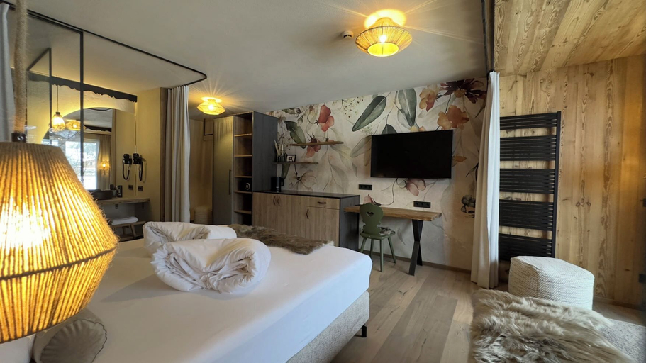 Room 2, Carpe Solem Kaprun Apartments by ALPS RESORTS, Zell am See
